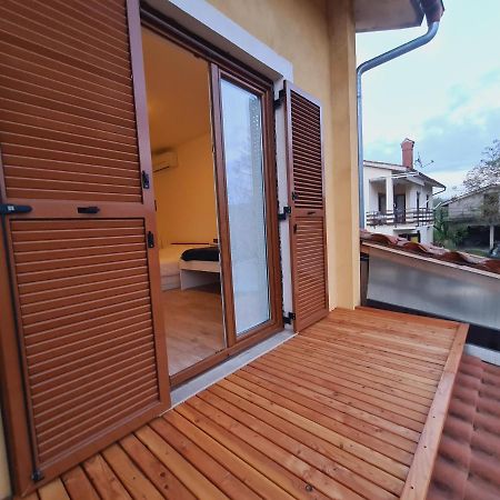 Countryside Apartment โคเปร์ ภายนอก รูปภาพ