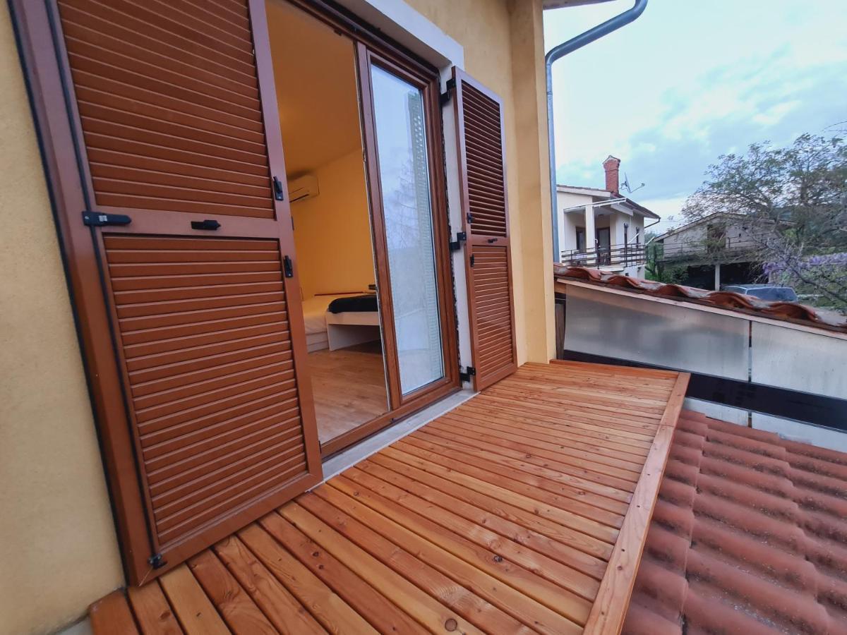 Countryside Apartment โคเปร์ ภายนอก รูปภาพ